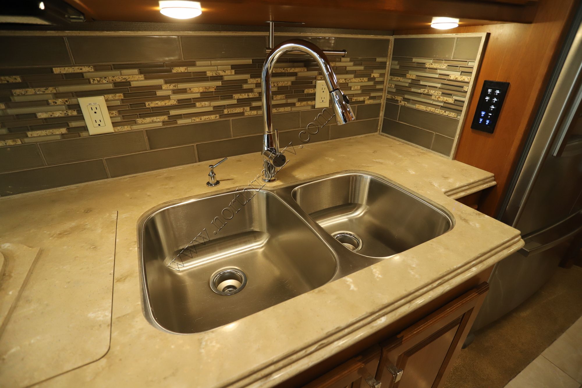 Used 2018 Tiffin Motor Homes Phaeton 40AH Class A  For Sale