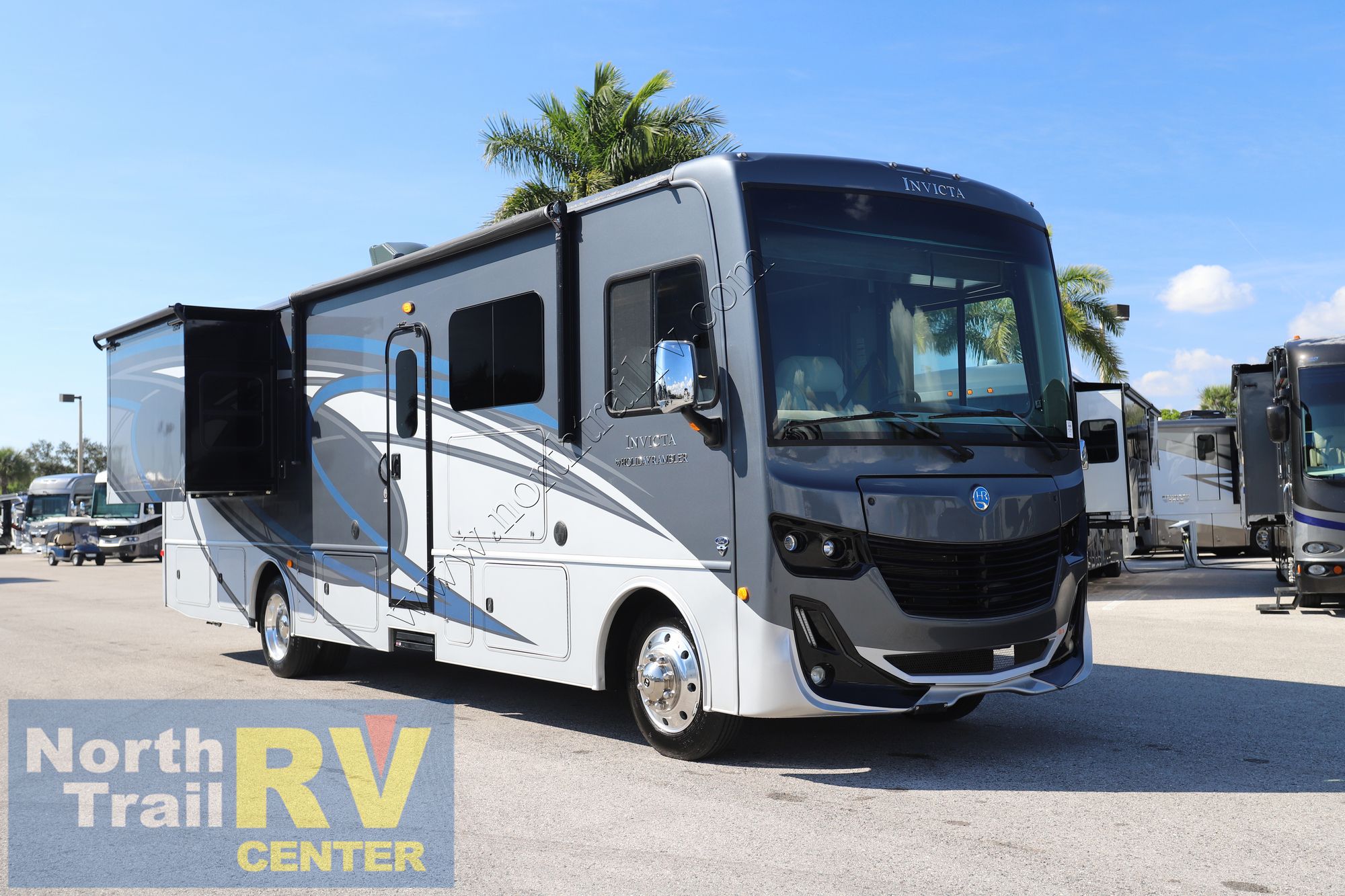 Used 2022 Holiday Rambler Invicta 32RW Class A  For Sale