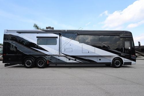 2026 Tiffin Motor Homes Allegro Bus 45BTP