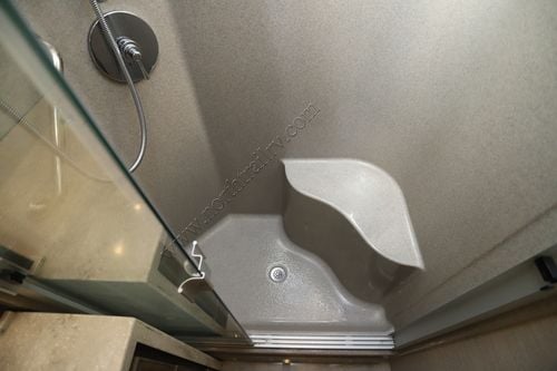 2022 Tiffin Motor Homes Phaeton 37BH