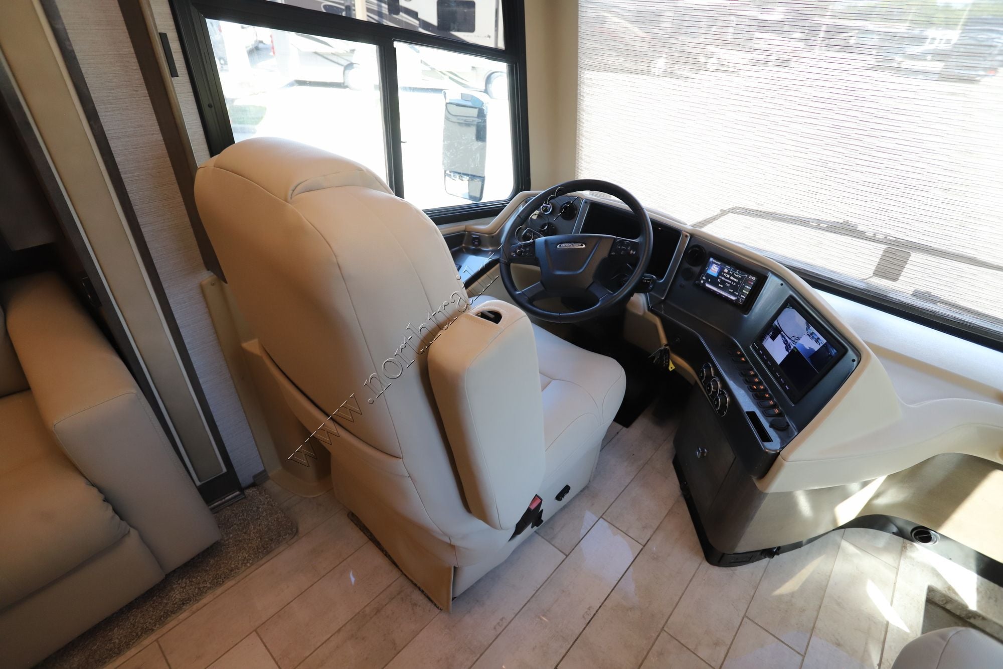 Used 2022 Tiffin Motor Homes Phaeton 37BH Class A  For Sale
