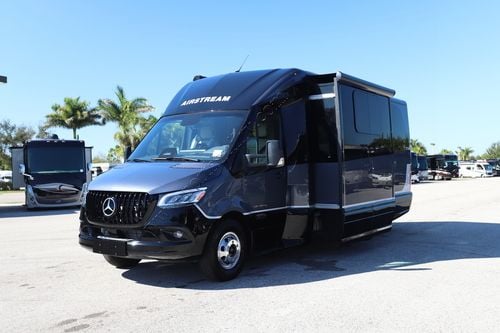 2026 Airstream Atlas AP