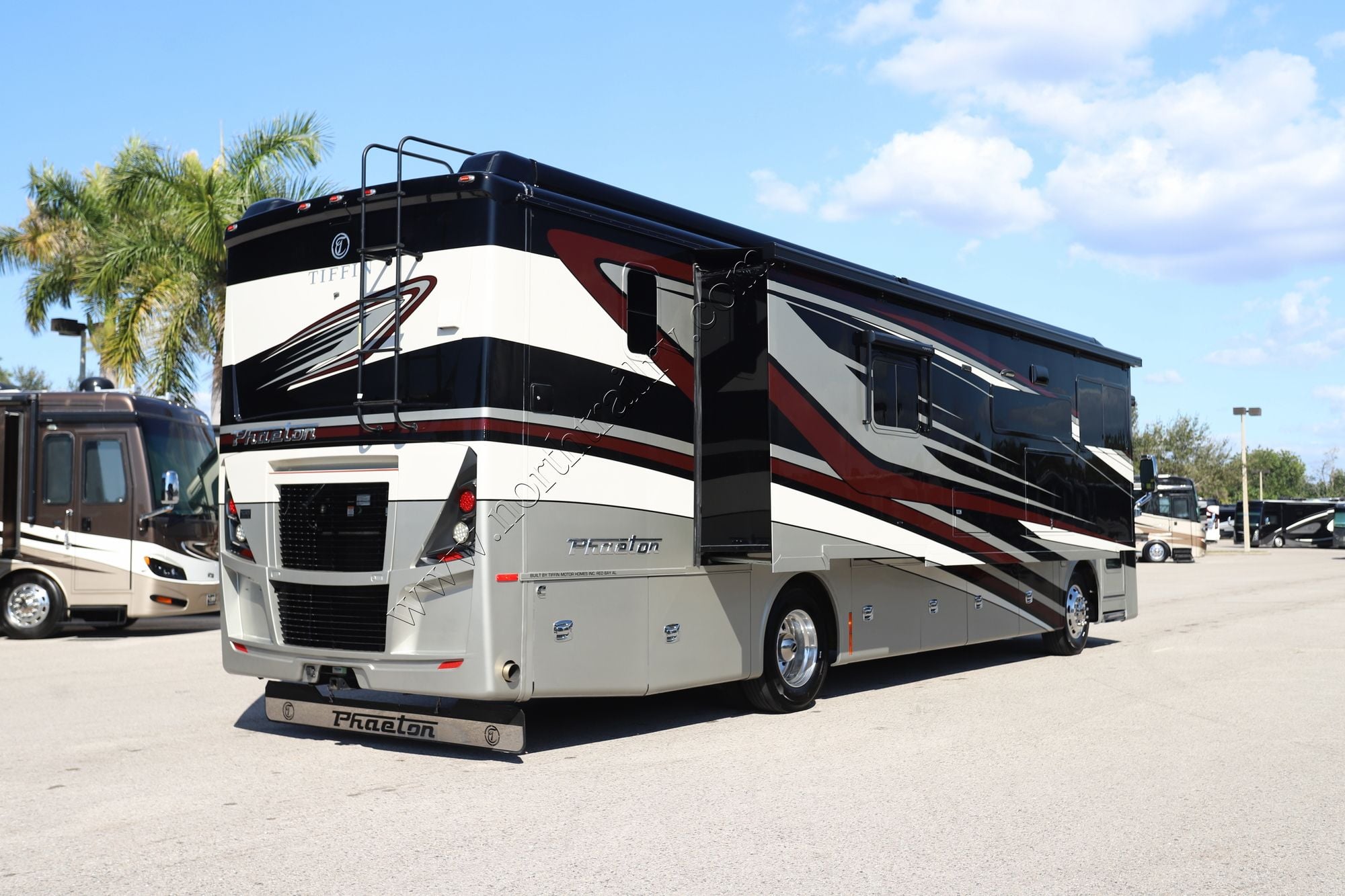 Used 2022 Tiffin Motor Homes Phaeton 37BH Class A  For Sale