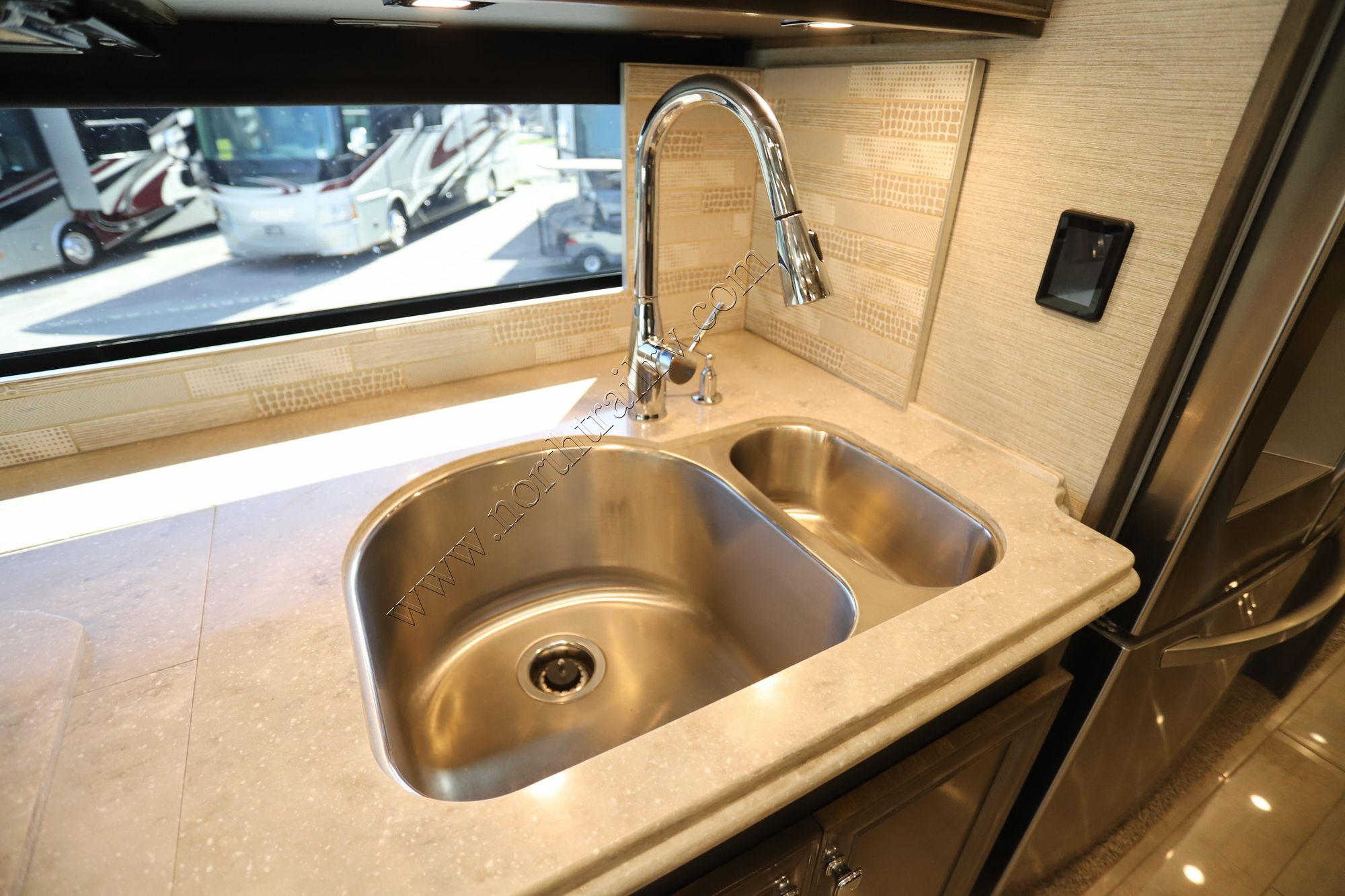 Used 2022 Tiffin Motor Homes Phaeton 37BH Class A  For Sale