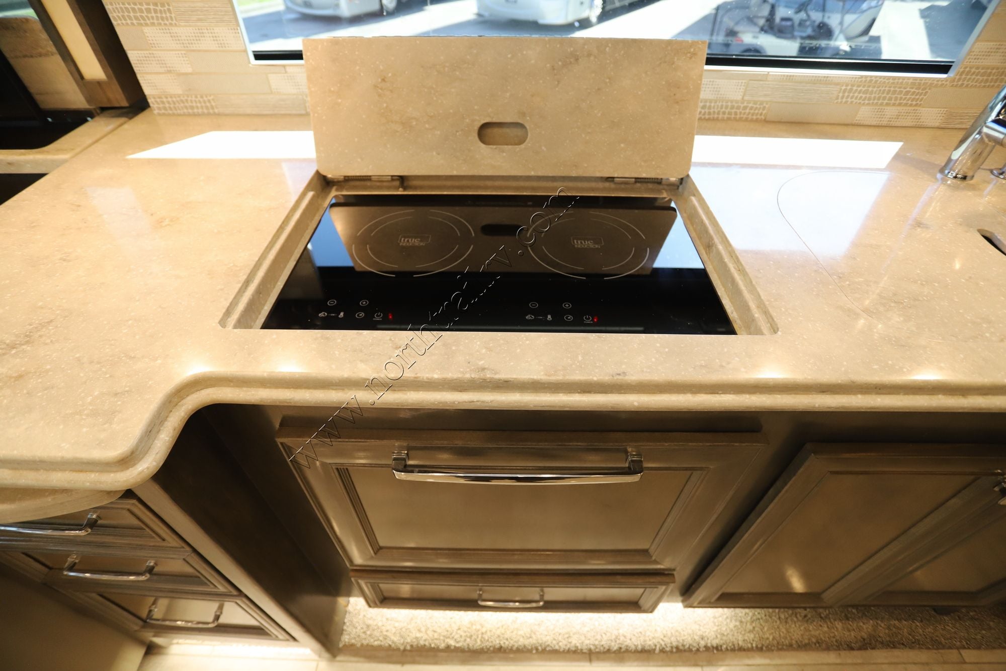 Used 2022 Tiffin Motor Homes Phaeton 37BH Class A  For Sale