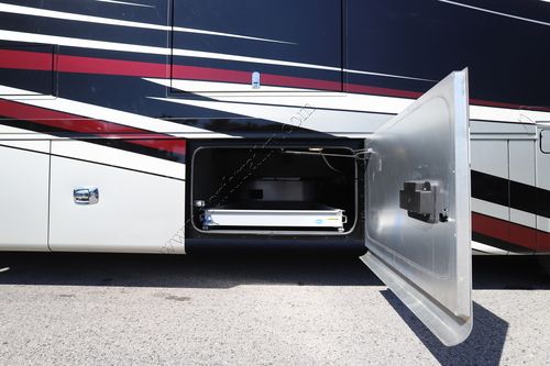 2022 Tiffin Motor Homes Phaeton 37BH