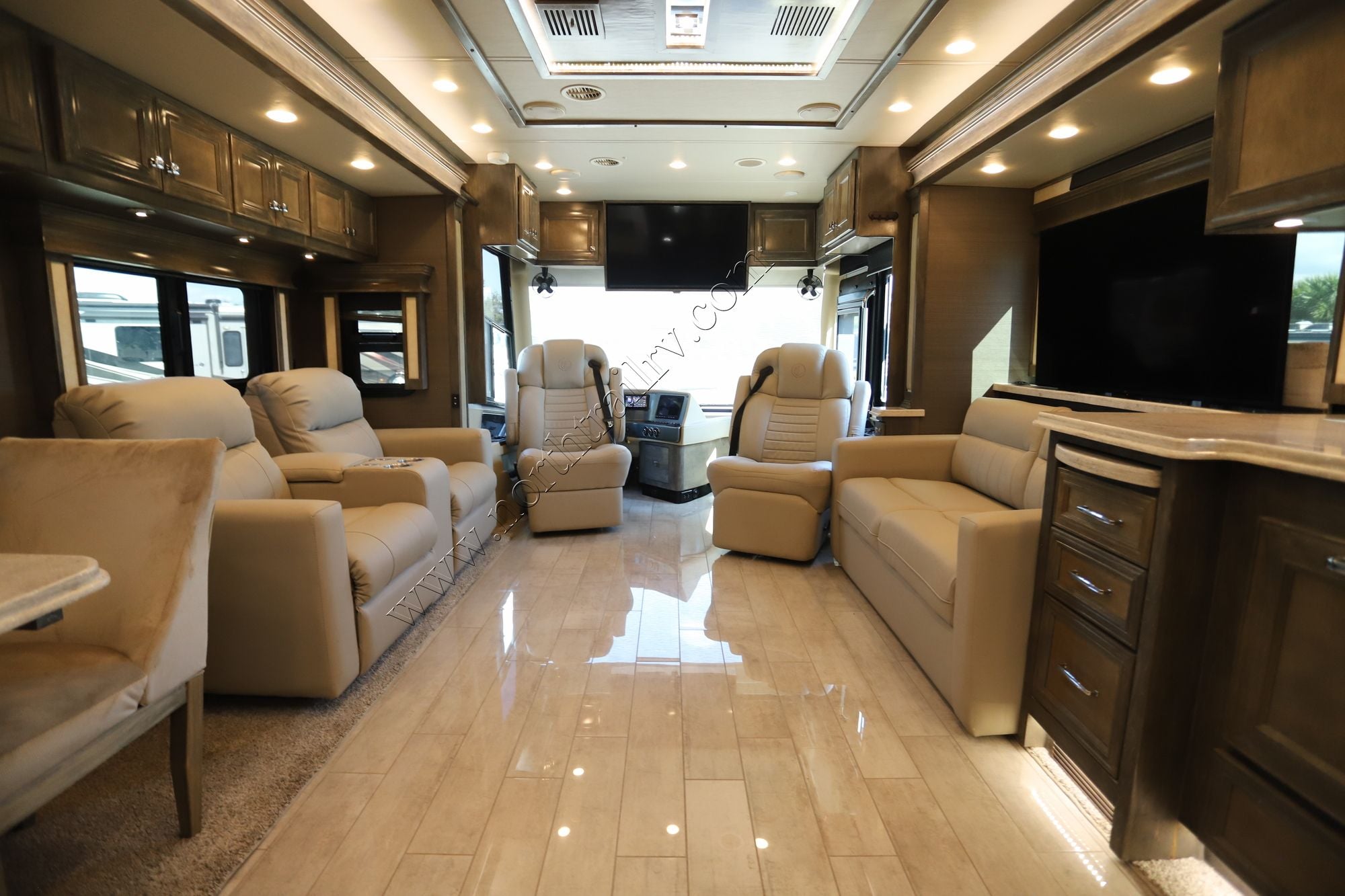 Used 2022 Tiffin Motor Homes Phaeton 37BH Class A  For Sale