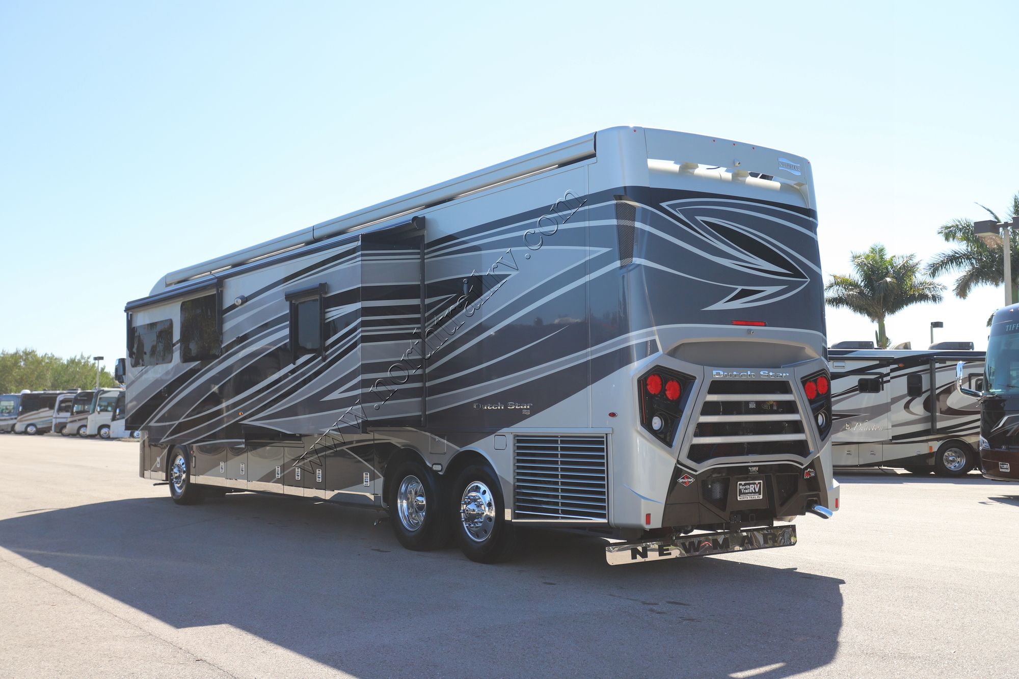Used 2023 Newmar Dutch Star 4369 Class A  For Sale