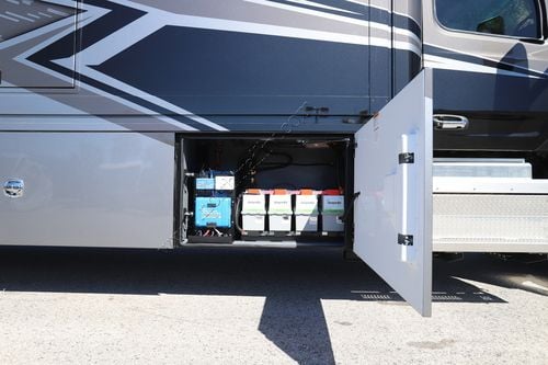 2026 Renegade Rv Explorer 40EBH