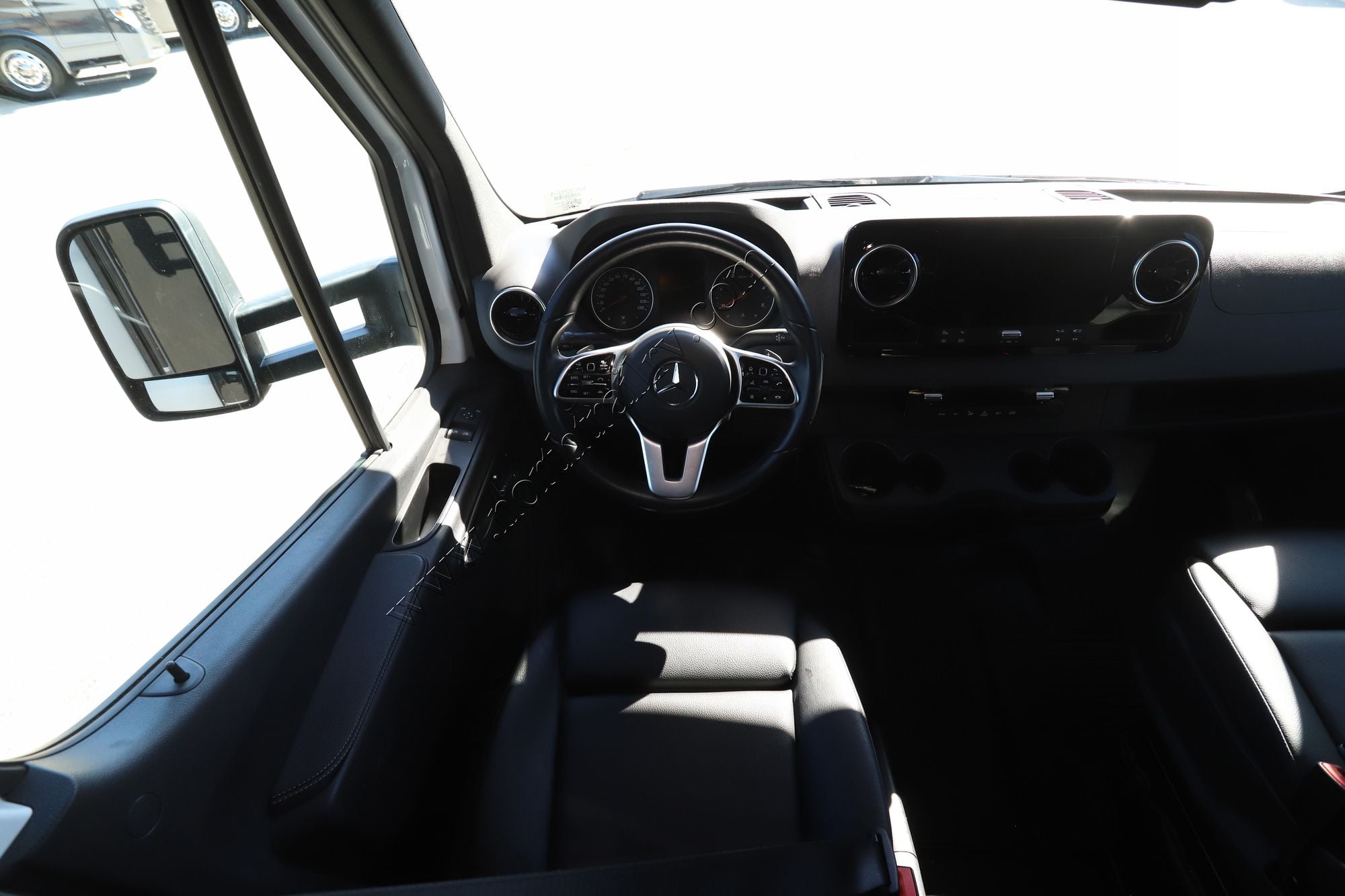 Used 2023 Renegade Rv Vienna 25FWC Class C  For Sale