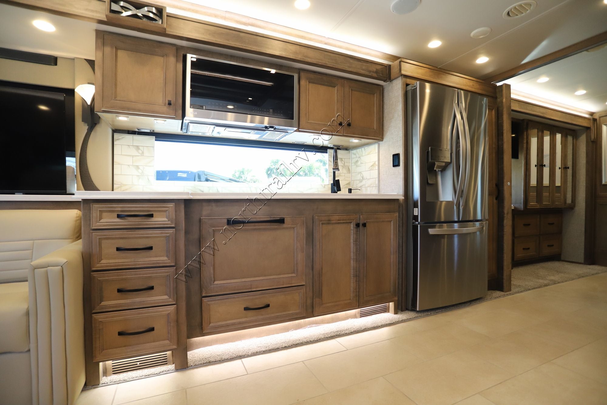 Used 2025 Tiffin Motor Homes Phaeton 37BH Class A  For Sale