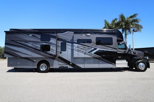2026 Renegade Rv Explorer 40EBH