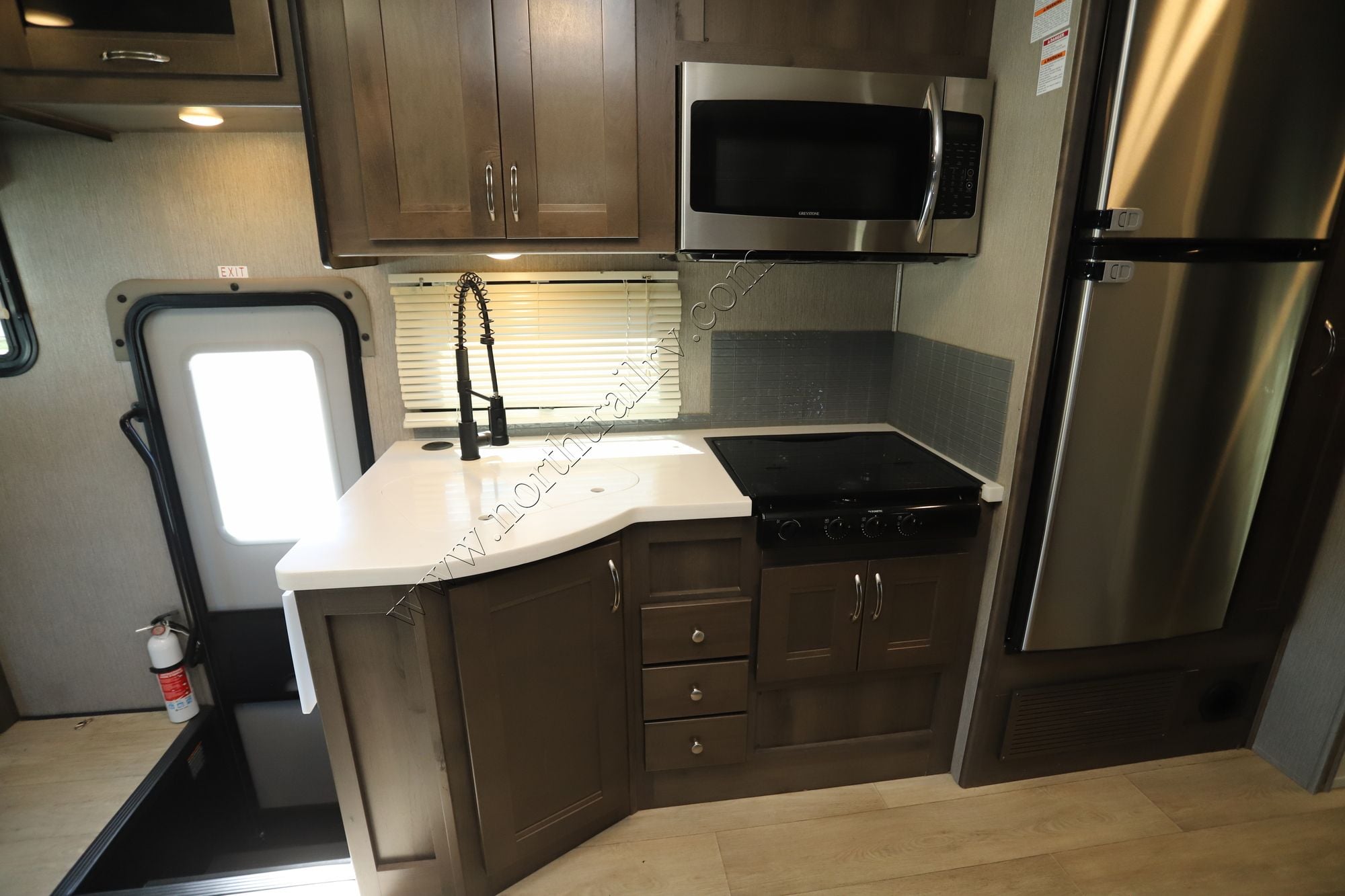 Used 2023 Nexus Wraith 32W Super C  For Sale