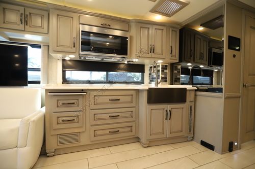 2023 Newmar Dutch Star 4369