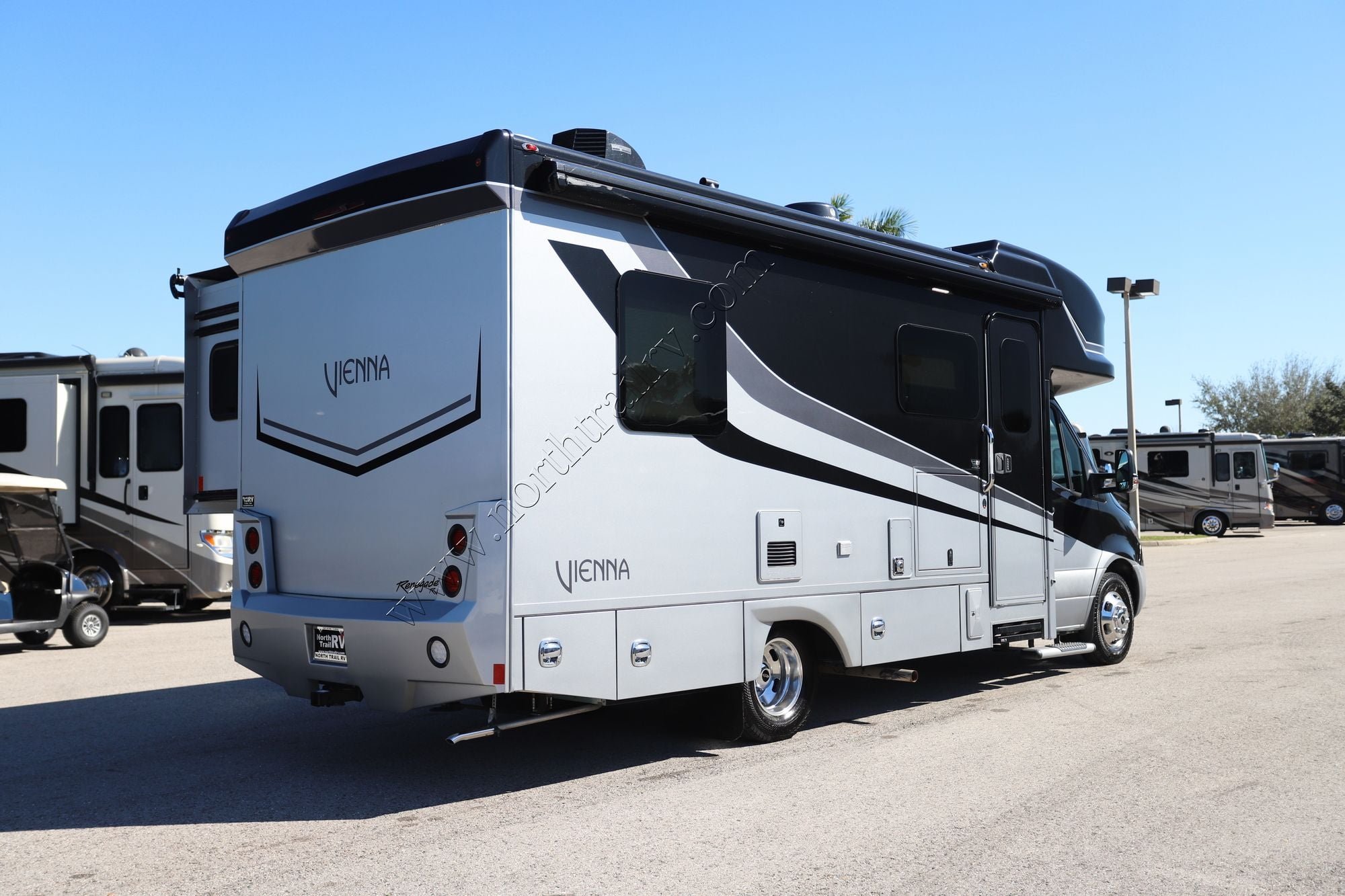 Used 2023 Renegade Rv Vienna 25FWC Class C  For Sale