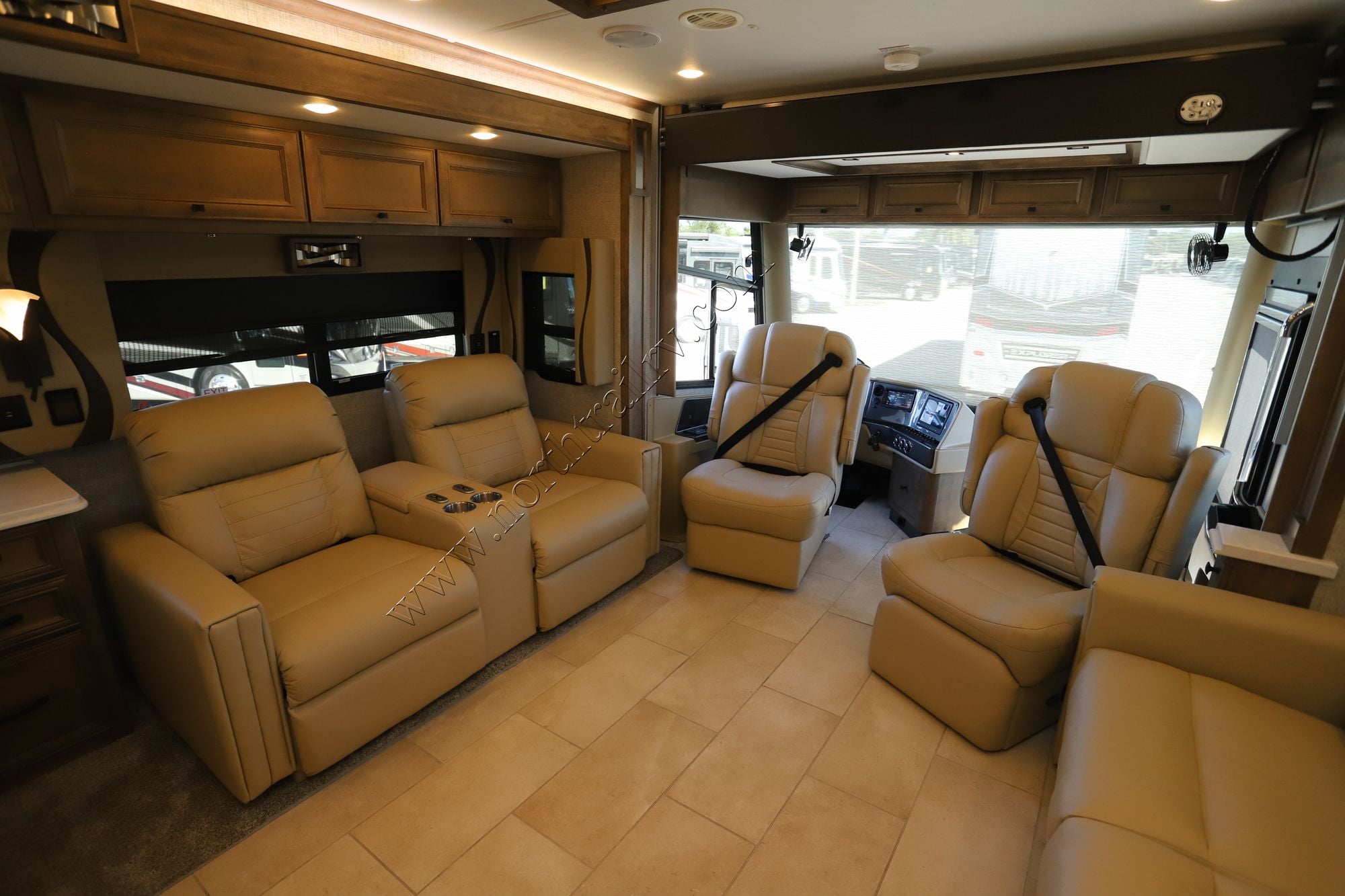 Used 2025 Tiffin Motor Homes Phaeton 37BH Class A  For Sale