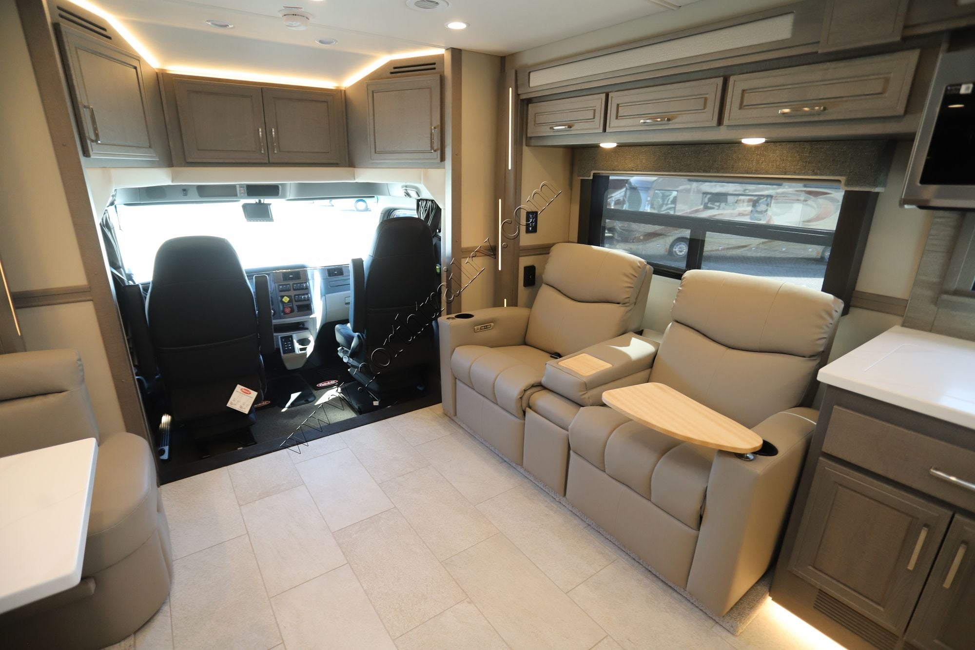 New 2026 Renegade Rv Explorer 40EBH Super C  For Sale