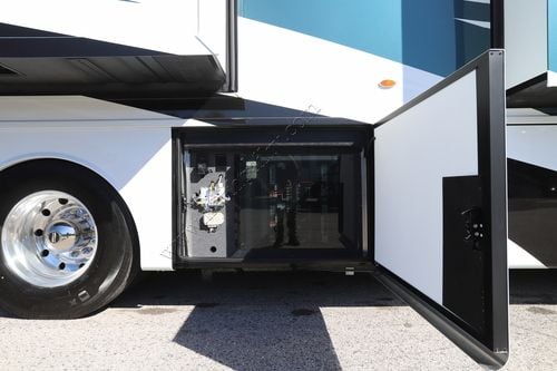 2026 Newmar Ventana 3809