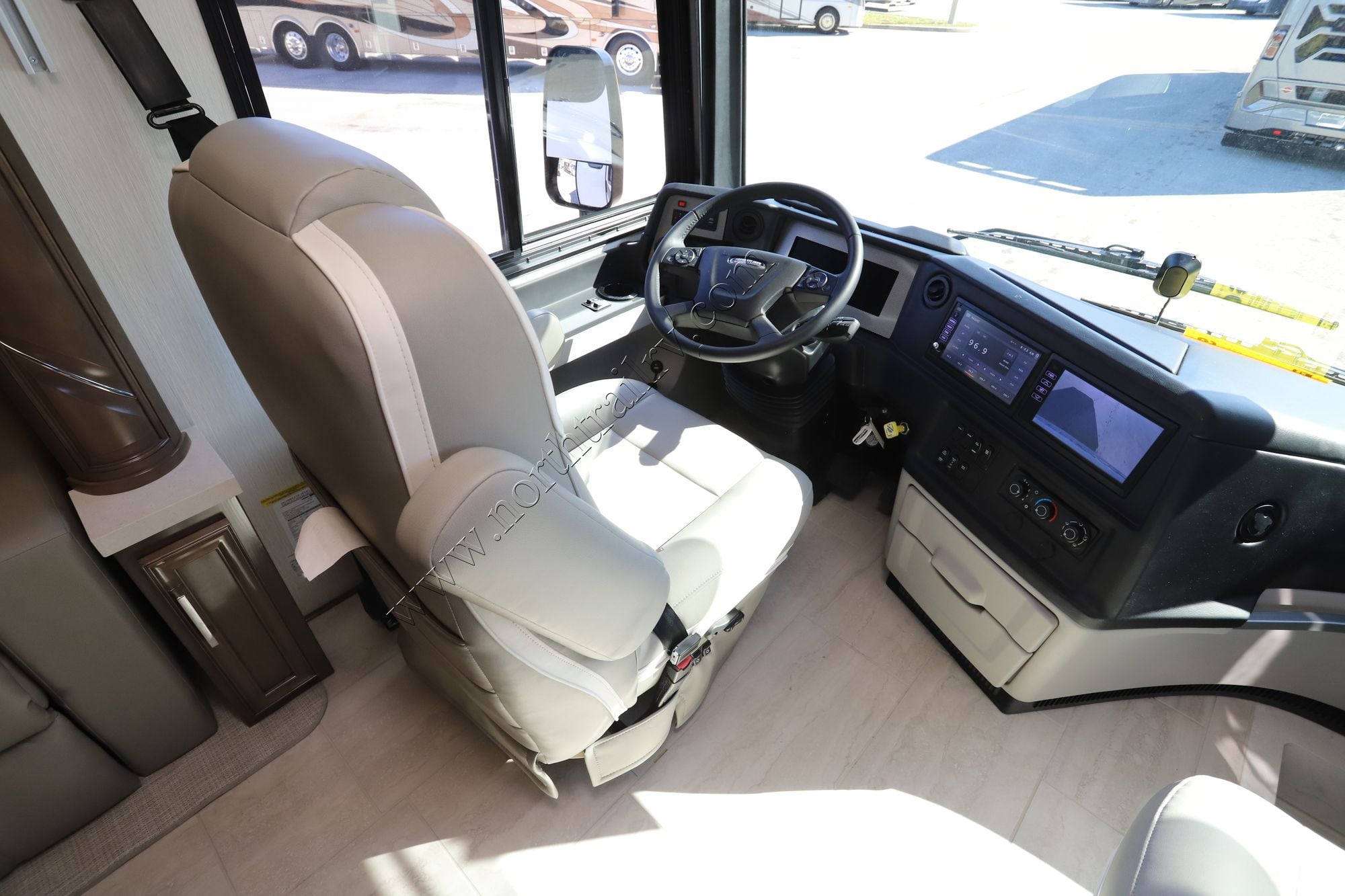 New 2026 Newmar Ventana 3809 Class A  For Sale