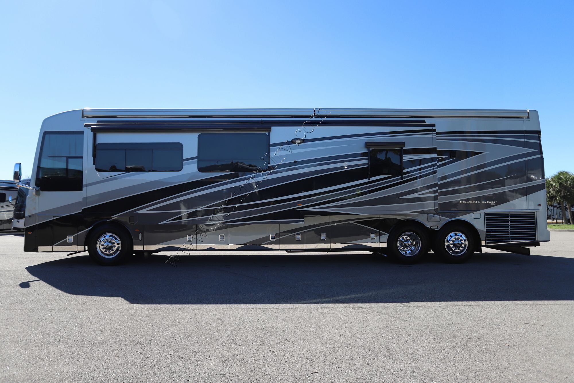 Used 2023 Newmar Dutch Star 4369 Class A  For Sale