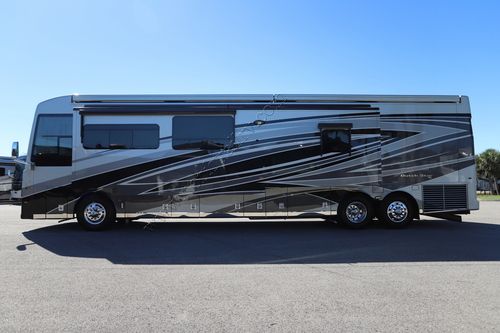 2023 Newmar Dutch Star 4369