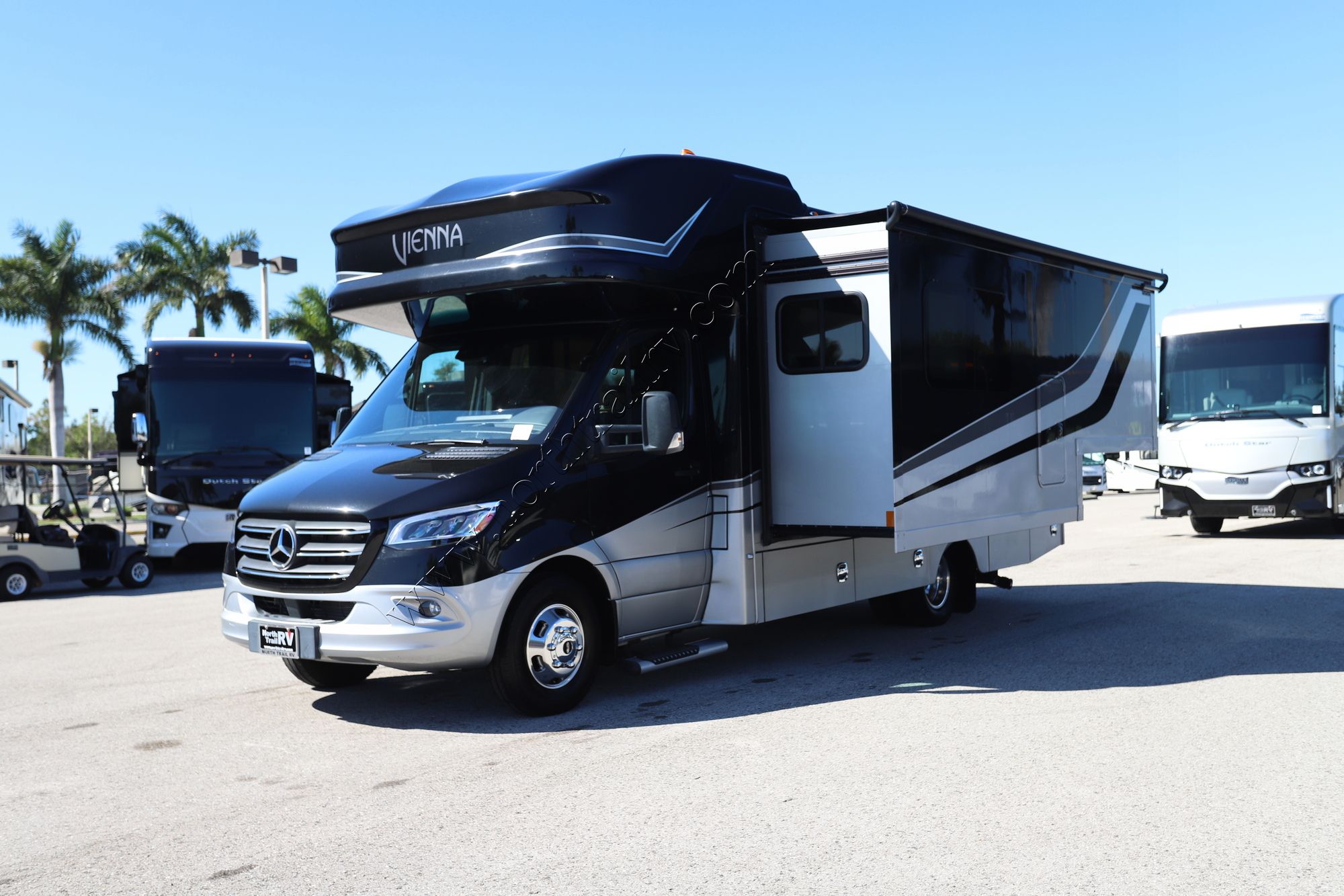 Used 2023 Renegade Rv Vienna 25FWC Class C  For Sale