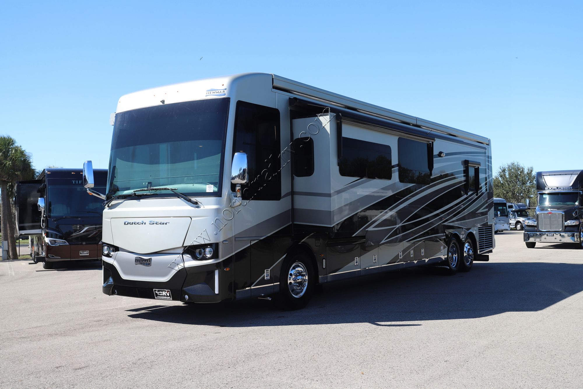 Used 2023 Newmar Dutch Star 4369 Class A  For Sale