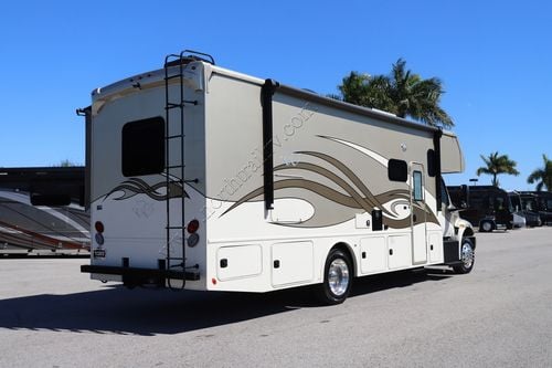 2023 Nexus Wraith 32W