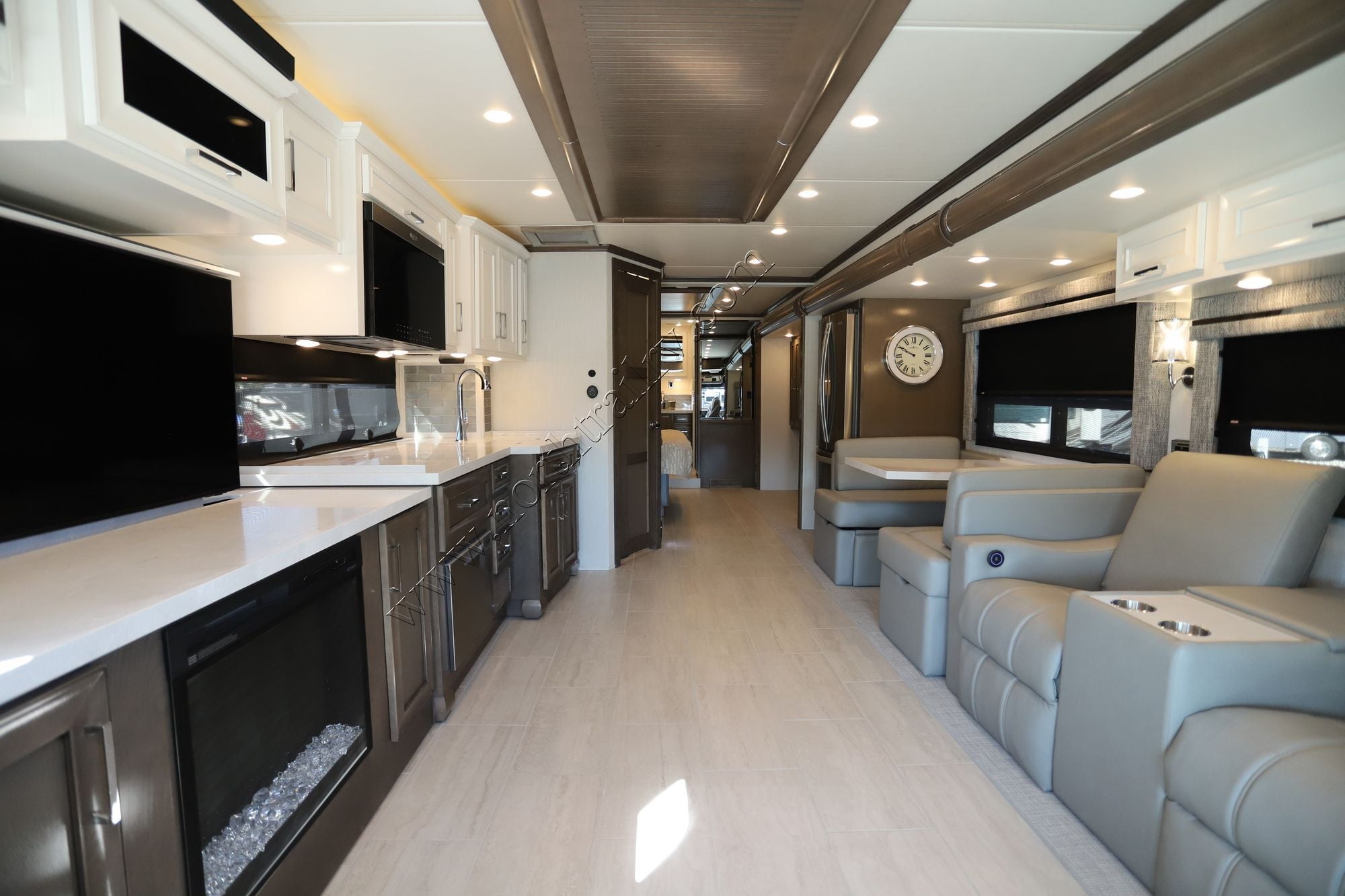 New 2026 Newmar Ventana 3809 Class A  For Sale