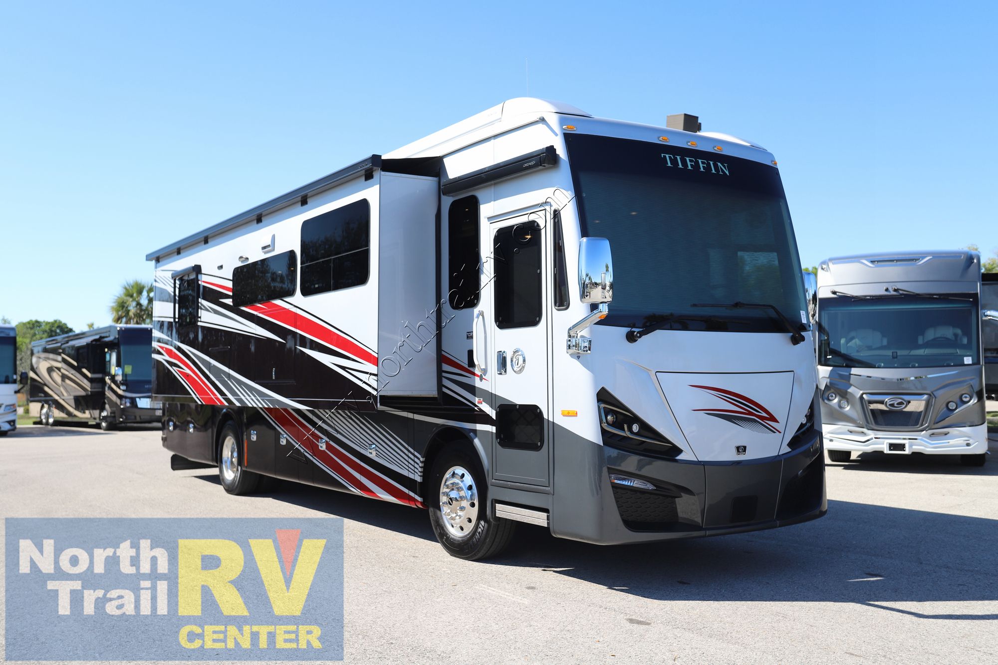 Used 2025 Tiffin Motor Homes Phaeton 37BH Class A  For Sale