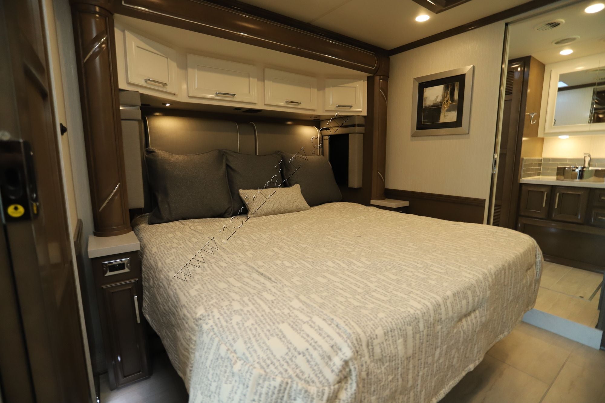 New 2026 Newmar Ventana 3809 Class A  For Sale