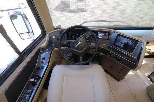 2025 Tiffin Motor Homes Phaeton 37BH