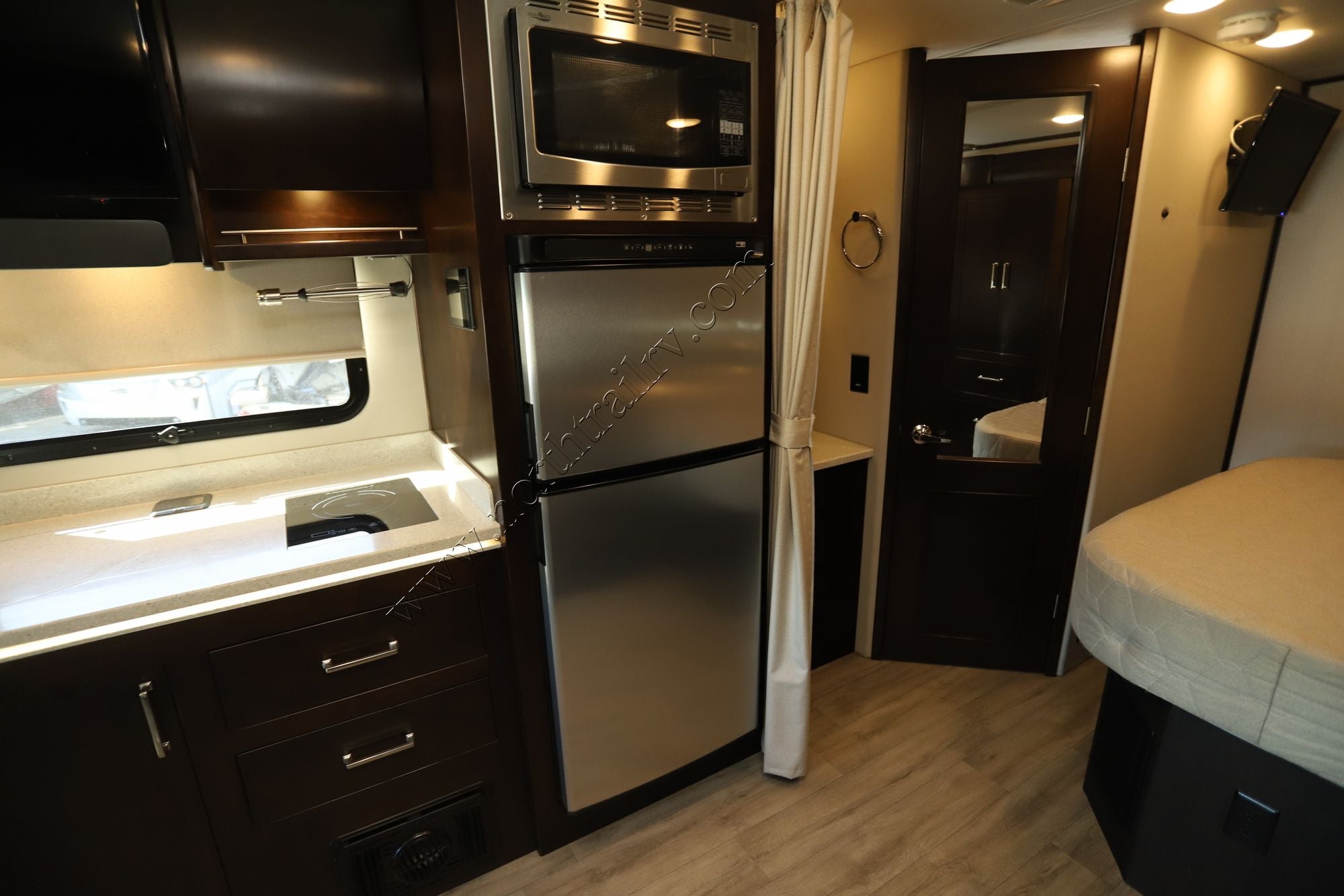 Used 2023 Renegade Rv Vienna 25FWC Class C  For Sale