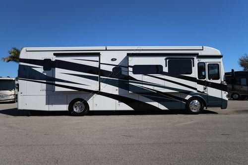 2026 Newmar Ventana 3809