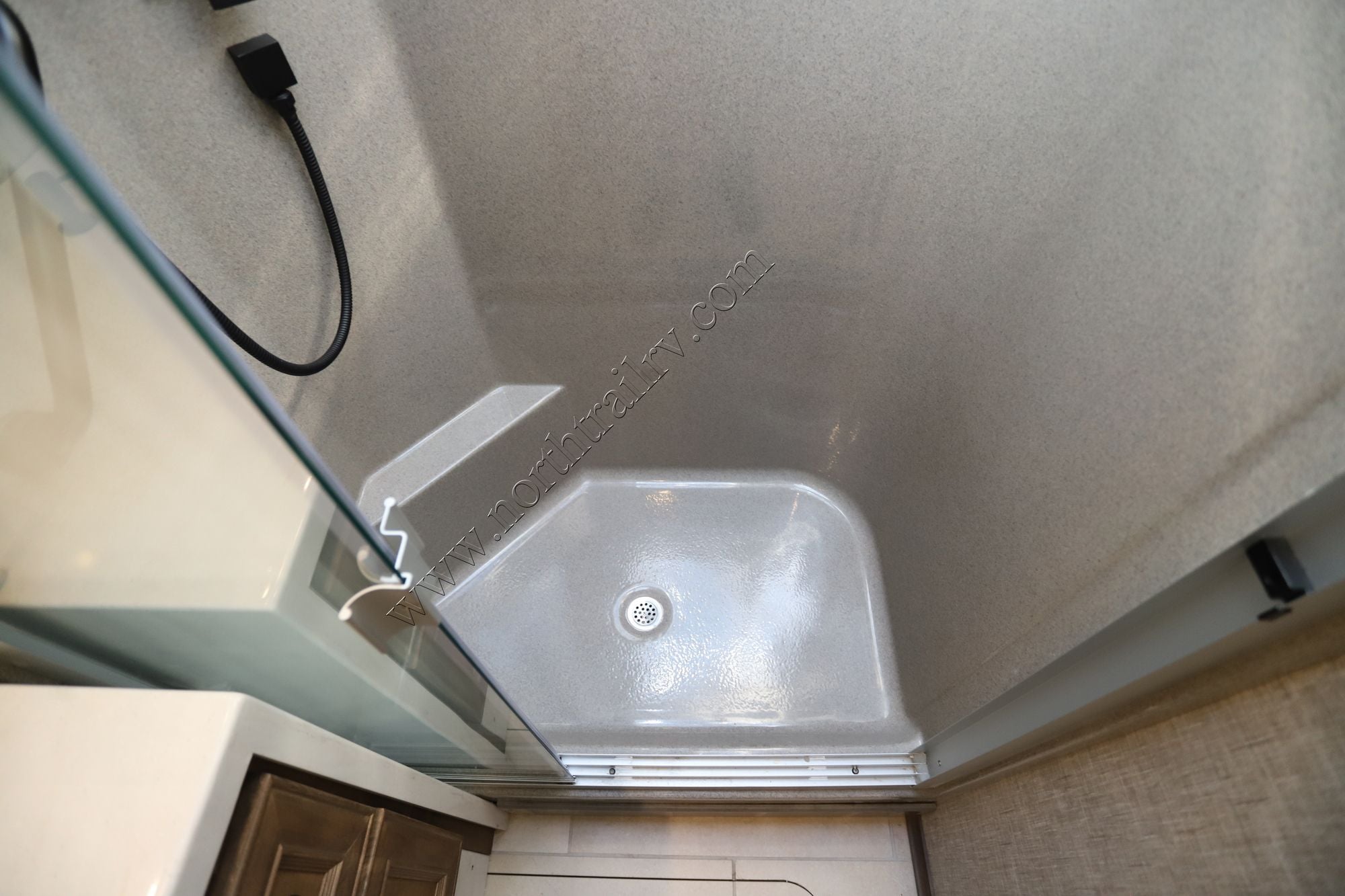 Used 2025 Tiffin Motor Homes Phaeton 37BH Class A  For Sale