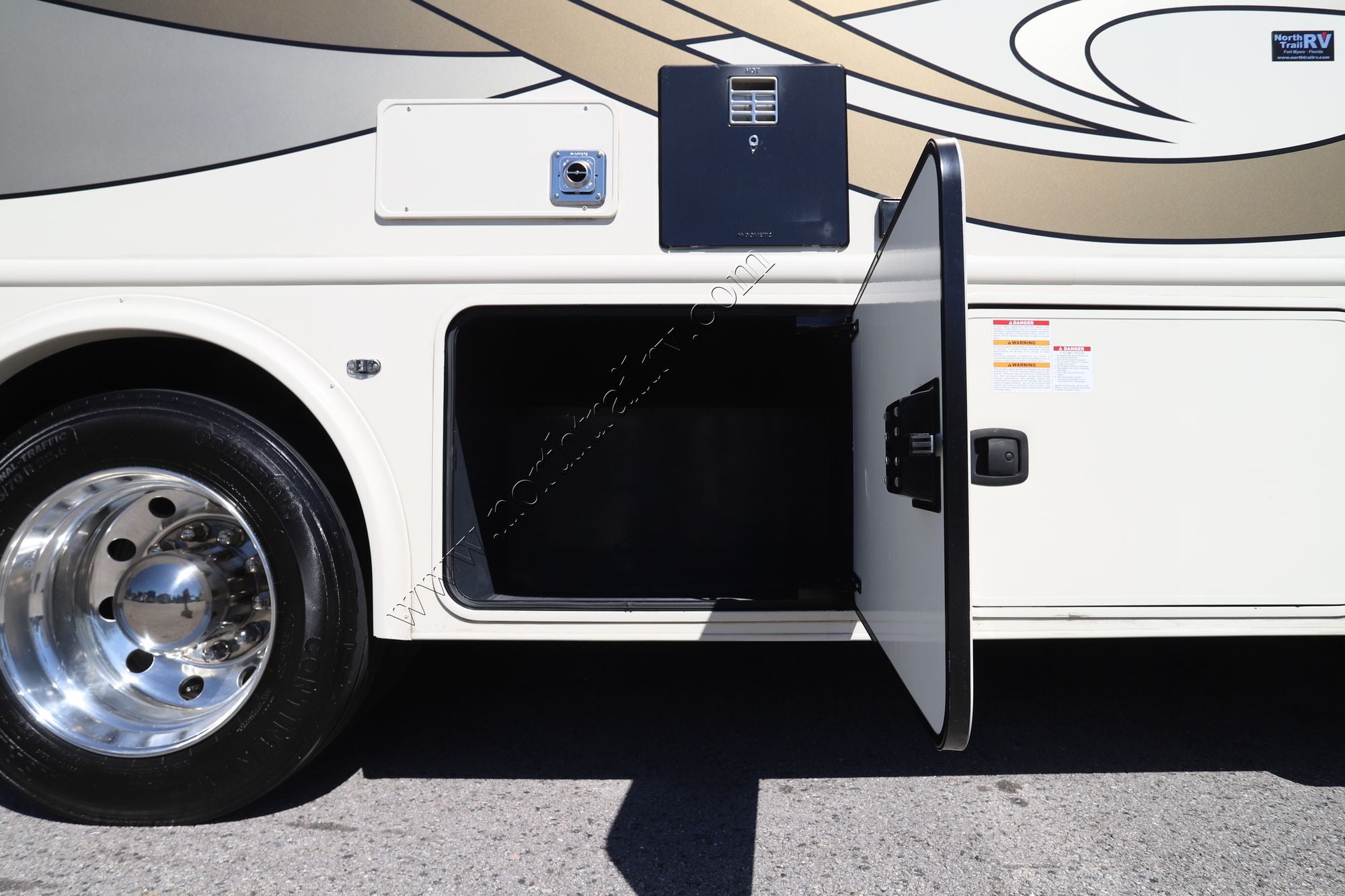 Used 2023 Nexus Wraith 32W Super C  For Sale