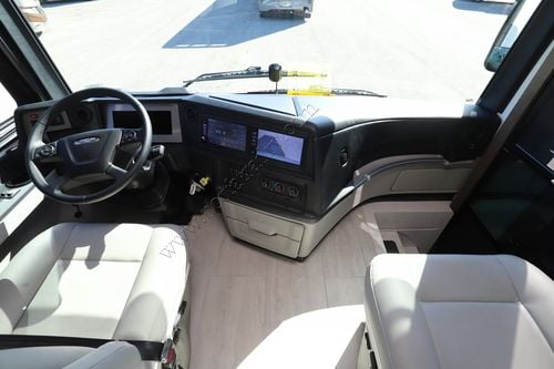 2026 Newmar Ventana 3809