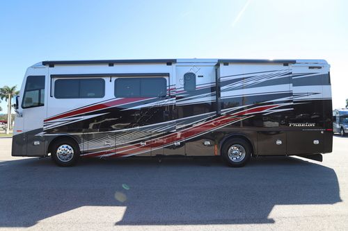 2025 Tiffin Motor Homes Phaeton 37BH