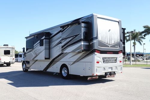 2025 Renegade Rv Explorer 38EMB