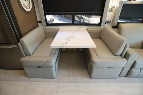 2026 Newmar Ventana 3809