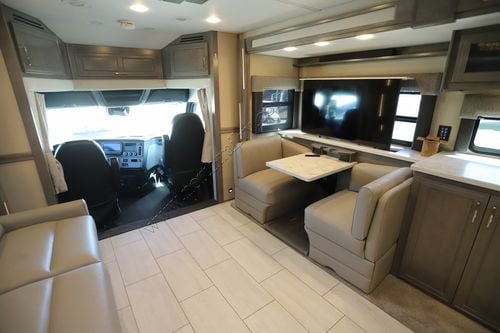 2025 Renegade Rv Explorer 38EMB