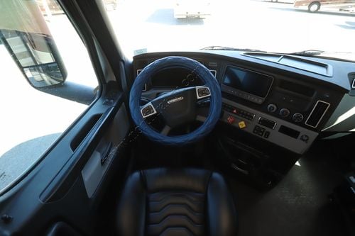 2025 Renegade Rv Explorer 38EMB