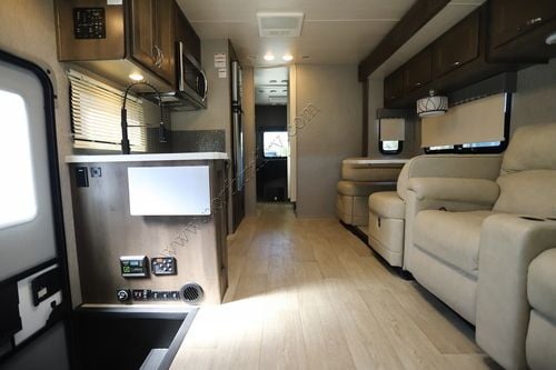 2023 Nexus Wraith 32W