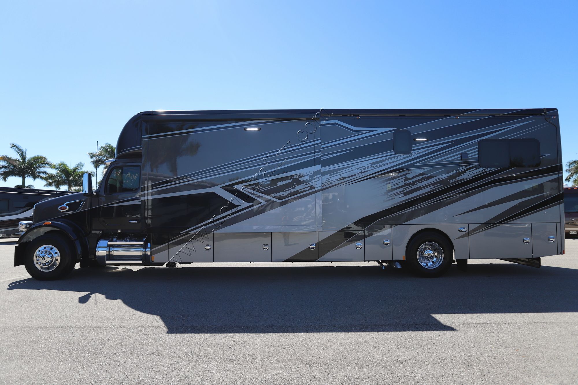 New 2026 Renegade Rv Explorer 40EBH Super C  For Sale