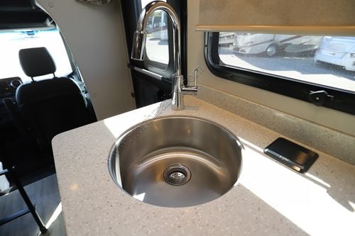 2023 Renegade Rv Vienna 25FWC