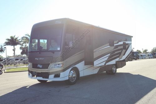 2025 Newmar Bay Star 3016