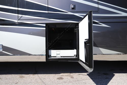 2023 Newmar Dutch Star 4326