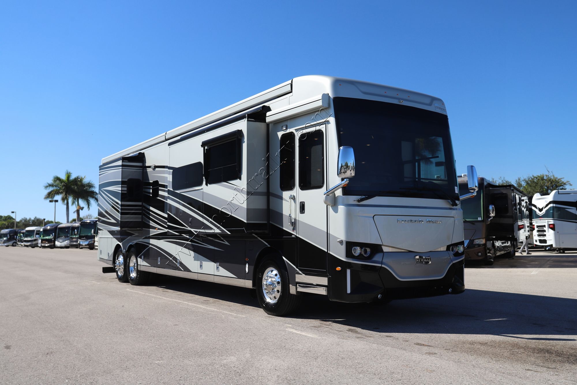 Used 2023 Newmar Dutch Star 4326 Class A  For Sale