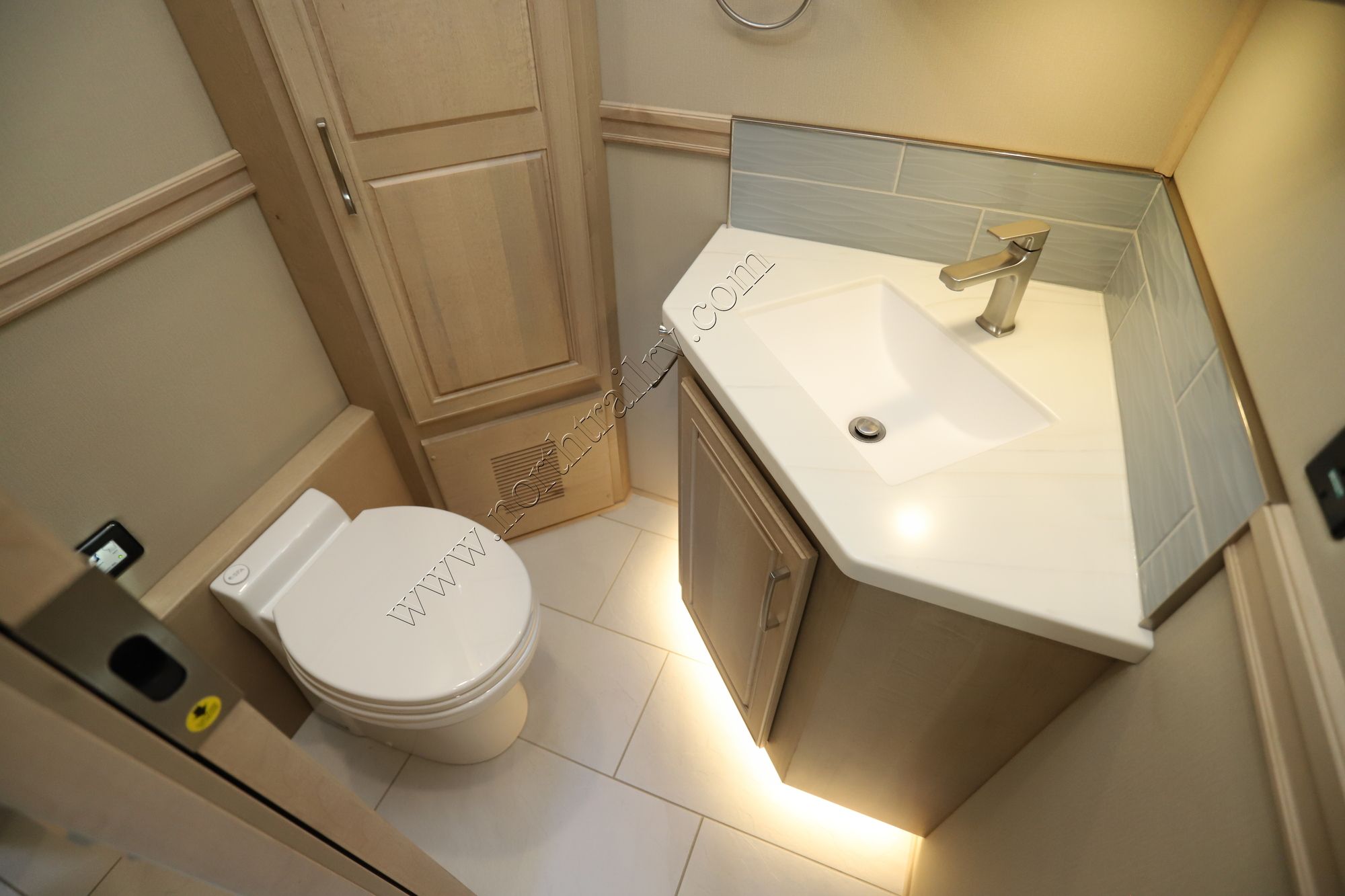 New 2026 Renegade Rv Verona Le 40LRB Super C  For Sale