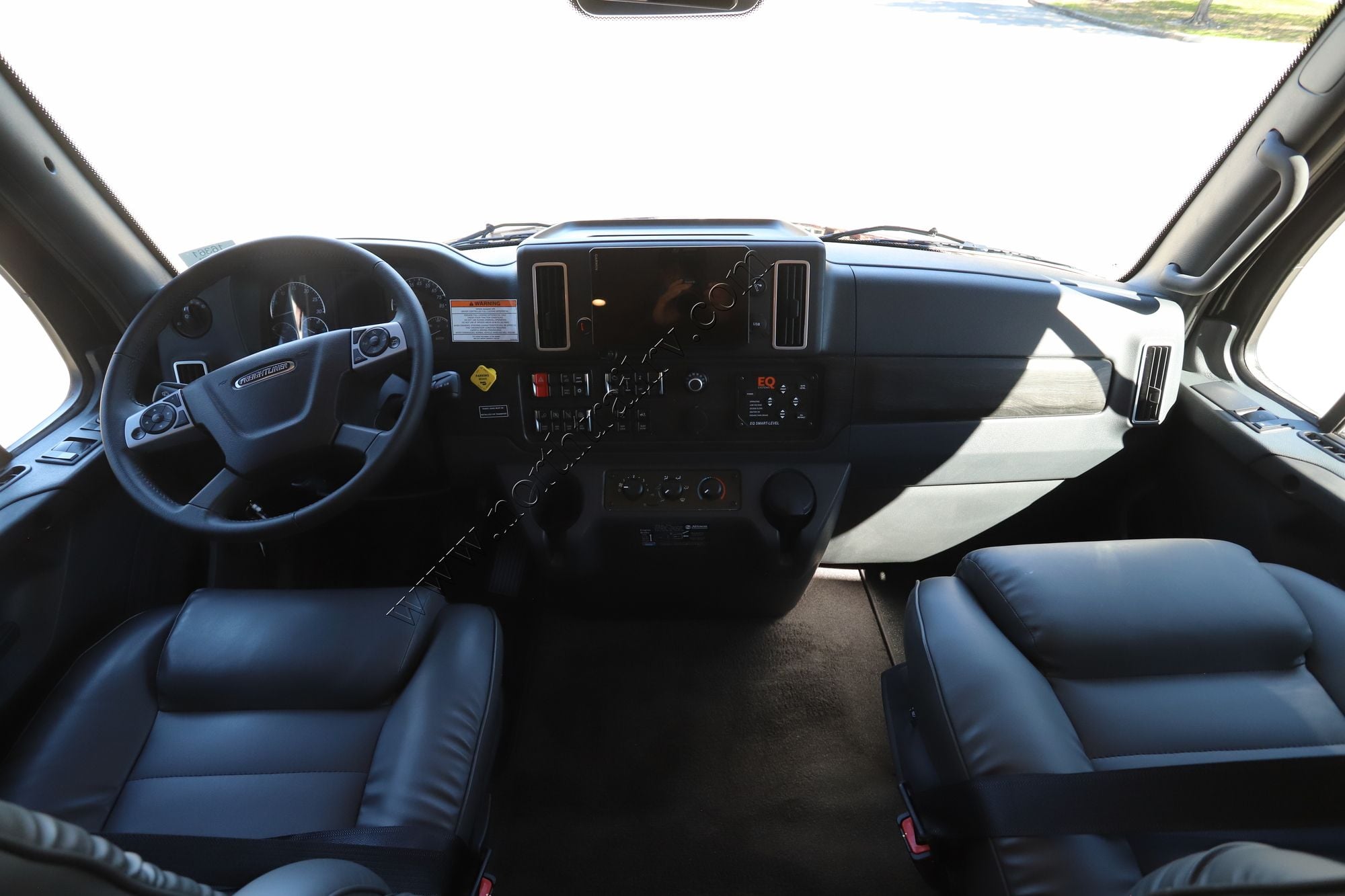 New 2026 Renegade Rv Verona Le 40LRB Super C  For Sale